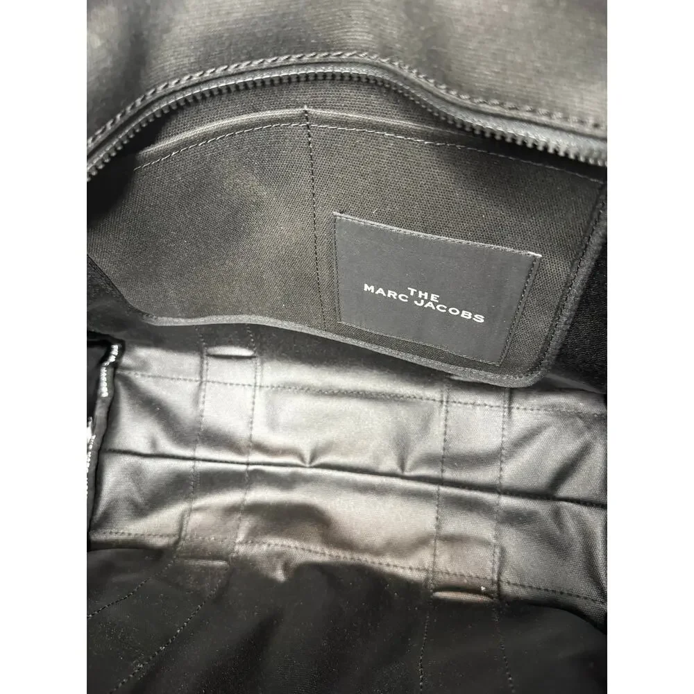Marc Jacobs | The Large Canvas Tote Bag